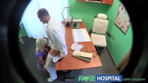Fakehospital horny blonde milf wants doctors cum inside her